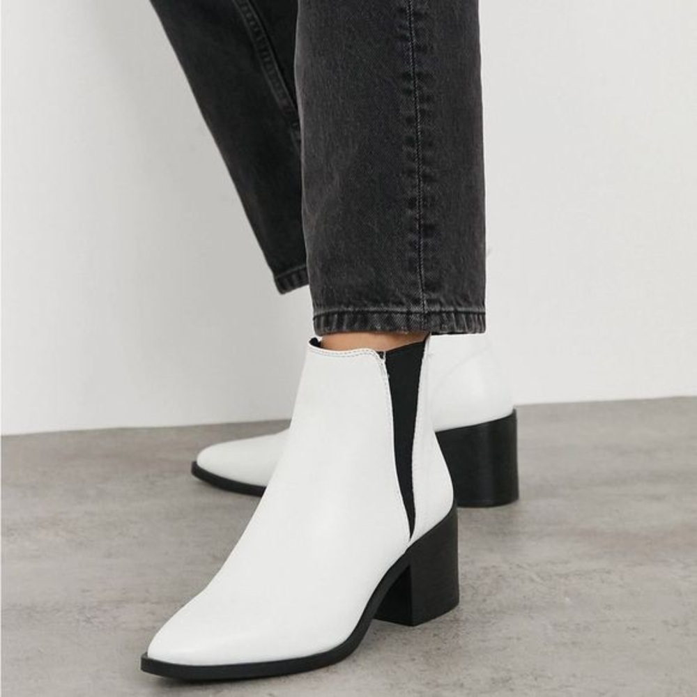 Chinese Laundry Ankle Boots